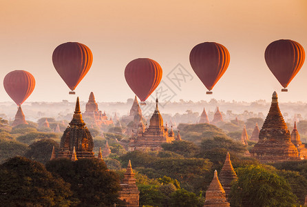 清晨缅甸Bagan平图片