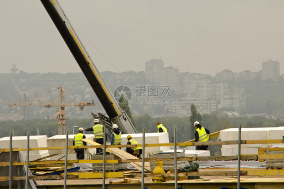 建筑工地的建筑工人图片