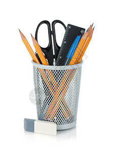 铅笔钢笔尺子剪刀和橡胶在白色背景上被隔离图片