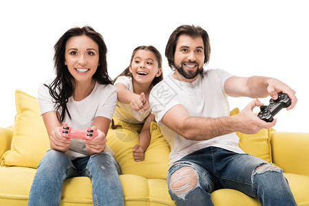 幸福家庭一起玩电子游戏图片