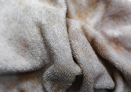 一条脏毛巾的背景图片