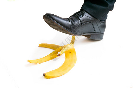 走路的商人会在香蕉皮上滑倒图片