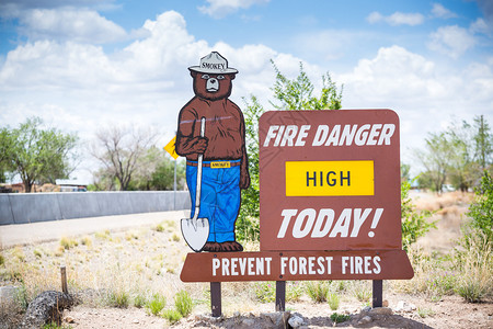 今天火危险高地防止森图片
