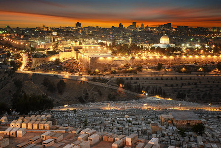 在日落时欣赏耶路撒冷老城以色列图片