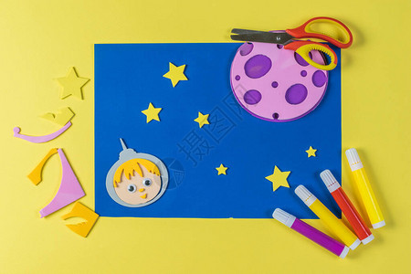 儿童关于空间主题的纸手工艺图片