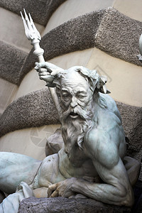 奥地利维也纳霍夫堡皇宫海王星雕像的近背景图片