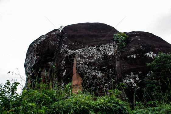 泰国汶干普辛格公园大象石Buen图片
