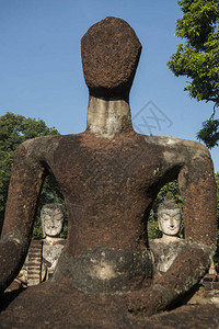 泰国北部甘烹碧府甘烹碧镇历史公园的玉佛寺像图片