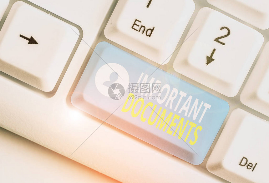 显示重要文件的文本符号展示更多官方纸张并在其上书高清图片下载-正版图片503765080-摄图网