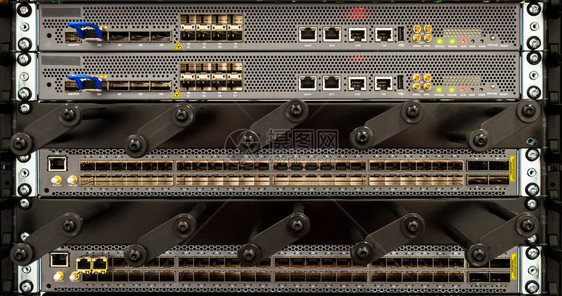 信息技术计算机网络服务器机架图片
