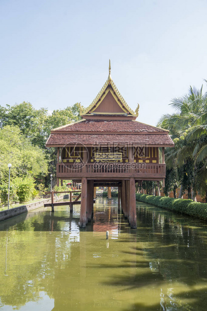 泰国北部甘烹碧府甘烹碧镇的屈阳寺和皇家寺院图片