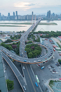 上海立交桥交通高峰时间在上海背景
