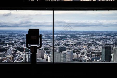 横滨地标塔观景台的形象背景图片