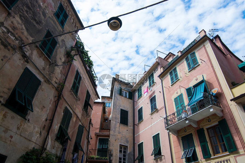 MonterossoalMare是拉斯佩齐亚省的一个城镇高清图片下载正版图片503795947摄图网