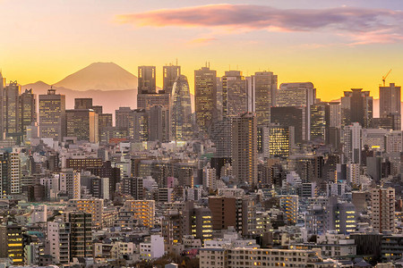 东京天际线和日本富士山图片