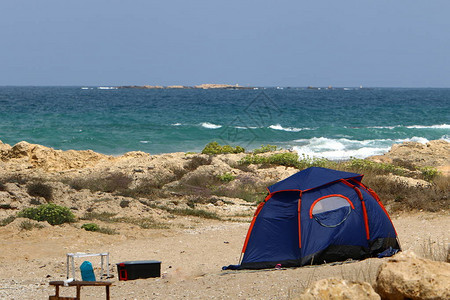 以色列北部地中海沿岸的露营帐篷背景图片