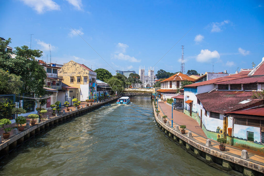 流经马来西亚马六甲市马六甲市中高清图片下载正版图片503809305摄图网