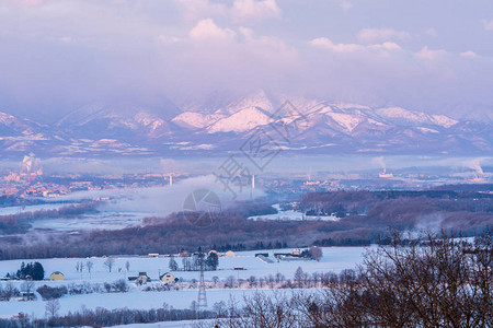 北海道冬天的霜烟图片