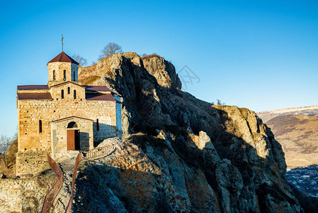俄罗斯最古老的教堂景观叫做舒阿纳在卡拉恰伊切尔克西图片
