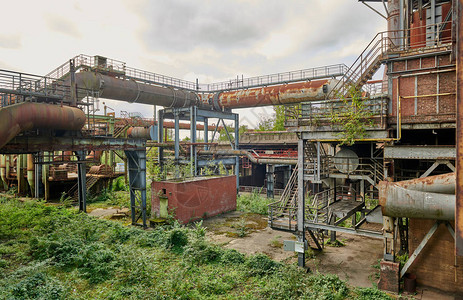 德国杜伊斯堡的工业厂公园地标和旅游景图片