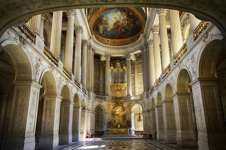 凡尔赛宫皇家礼拜背景图片