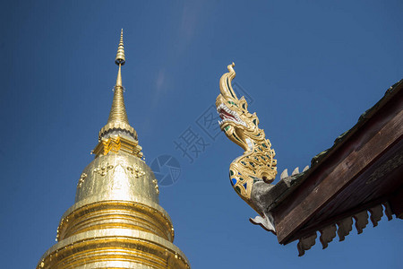 泰国北部南奔府南奔市的帕塔哈里朋猜寺图片