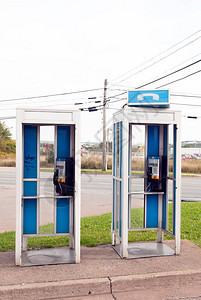 两个老式户外电话亭新不图片