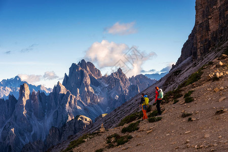 意大利3Cime自然公园DolomitesWorldLowestSitesUNESCO山背景图片