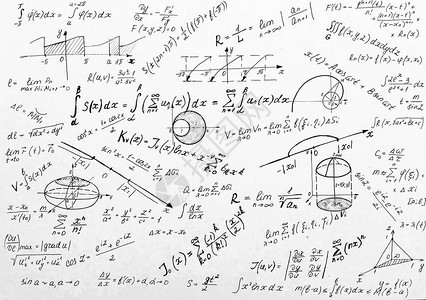 黑板上写的黑色数学公式图片