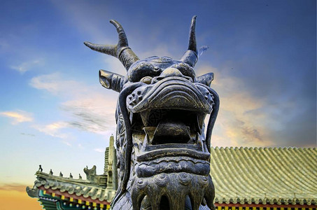 紫禁城是北京市中心的一座宫殿建筑群背景图片