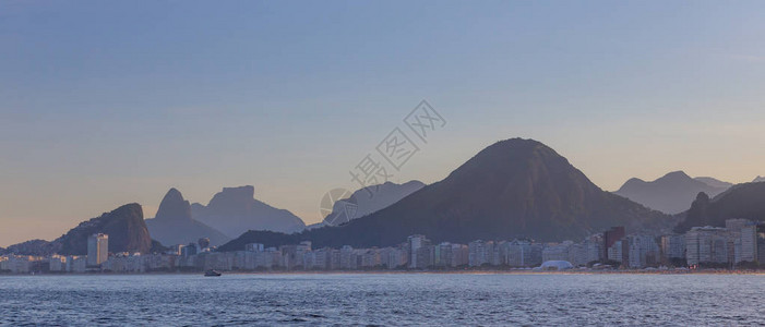 里约热内卢山丘天线背景图片
