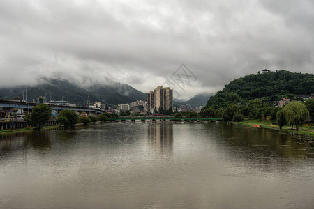 暴风雨过后南韩的孙川顺图片