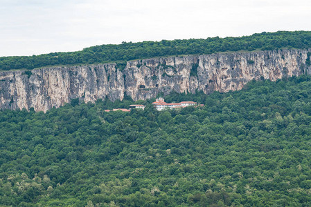 保加利亚VelikoTarnovo附近的圣三图片