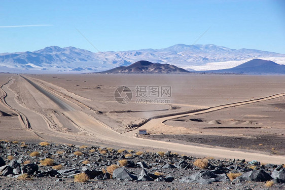 阿根廷普纳阿塔卡马火山的景观PunadeAtacama是智利北部和阿根廷安第斯山脉的干旱高原在阿根廷图片