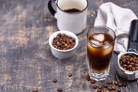 加冰的浓咖啡补品时尚的咖啡饮料图片