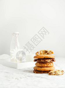 选择自制饼干牛奶冬季装饰品图片