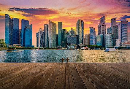 新加坡市中心商业区的天图片