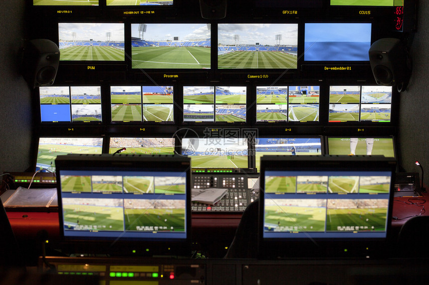 实时高清直播狼队对阵曼联 免费观赛入口全网分享