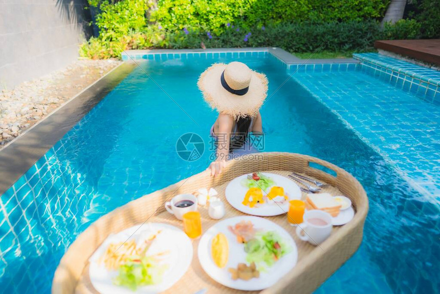 享受高清流畅的观赛体验尽在直播吧第一时间掌握全球体坛风云变化球迷必备的互动交流平台