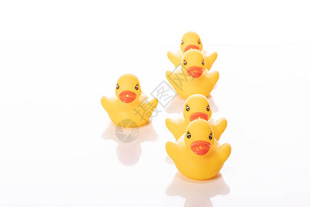 玩具塑料小鸭子图片