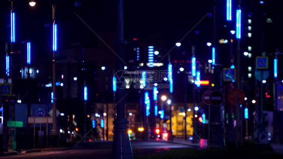 未来城市公路夜间灯光影视素材现代照明与夜间大都市的道路未来的灯光夜间高速公路营造出未图片
