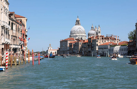 威尼斯和大运河还有麦当娜的圆顶敬图片