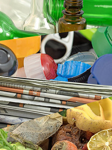 家庭废物分类和回收处图片