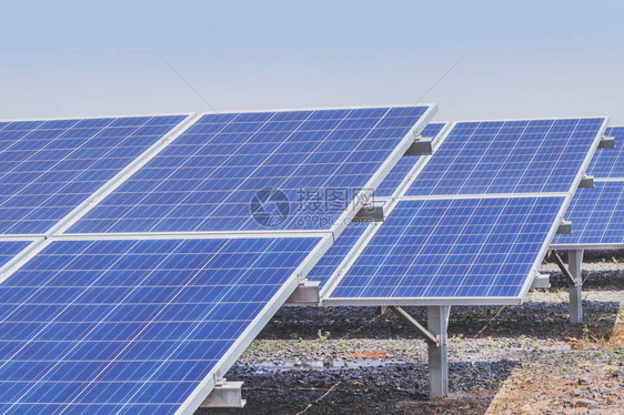 在太阳能发电站替代清洁可再生能源效率中关闭太阳能电图片