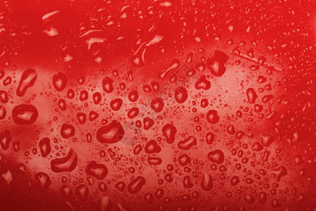 红甜椒与水滴图片