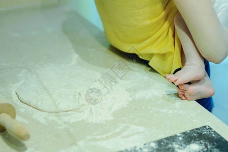 新生儿脚丫图片