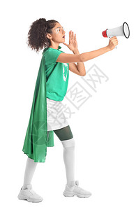 妇女扮成生态超级英雄在白色背背景图片