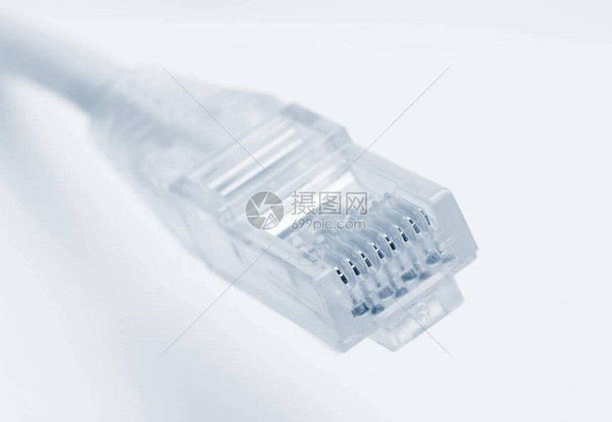 在白色背景上连接局域网的rj45线高清图片下载-正版图片504155550-摄图网