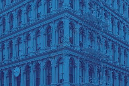 纽约市风格建筑有蓝色重图片