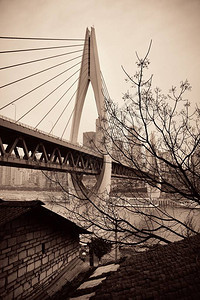 在重庆与旧屋及城市建筑的桥梁背景图片